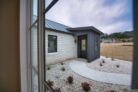 New construction Single-Family house 23002 Stallion Rdg, San Antonio, TX 78255 - image