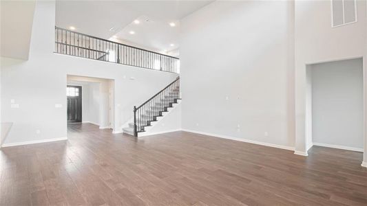 New construction Single-Family house 8512 Endale Arch Dr, Austin, TX 78744 Sable- photo 6 6