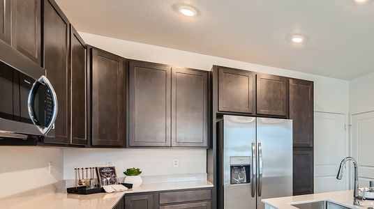 Riano Ridge: The Parkside Collection 15