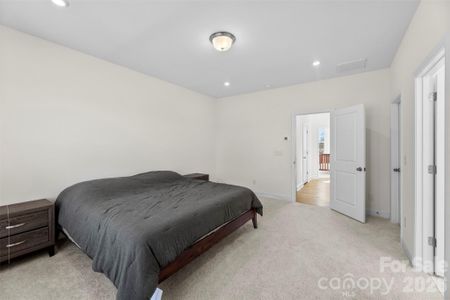 New construction Townhouse house 604 District Ct, Fort Mill, SC 29708 - image 10