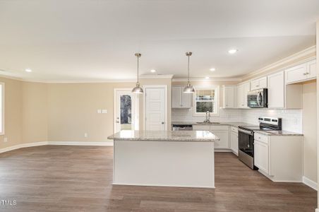 New construction Single-Family house 122 Wilderness Trl, Smithfield, NC 27577 null- photo 5 5