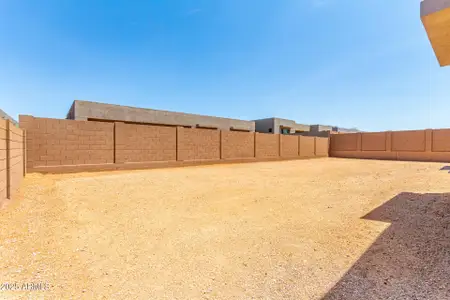New construction Single-Family house 5744 E Lowden Rd, Cave Creek, AZ 85331 - image