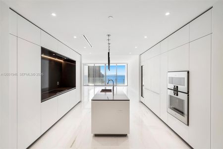 New construction Condo house 300 Biscayne Blvd Wy, Unit 1904C, Miami, FL 33131 - image 11