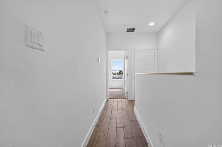New construction Condo house 1735 W Gramercy Pl, Unit 302, San Antonio, TX 78201 - image 18
