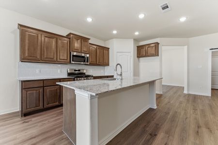 New construction Single-Family house 3511 Helena St, Gainesville, TX 76240 plan Cascade II - image 8