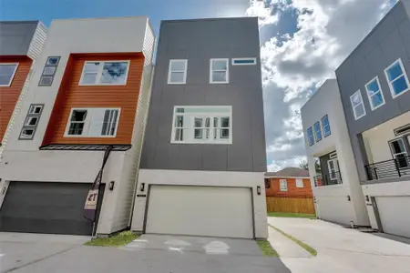 New construction Single-Family house 1805 Emir St, Unit H, Houston, TX 77009 - image
