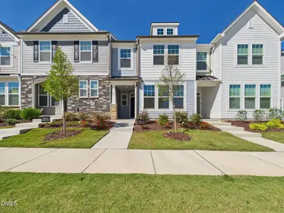 New construction Townhouse house 458 Channel Drop Dr, Clayton, NC 27520 - image
