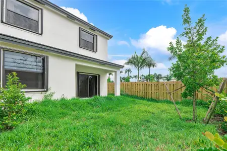 New construction Single-Family house 4973 Oakmont Dr, Dania Beach, FL 33312 - image