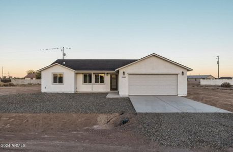 New construction Single-Family house 3920 N Kioha Drive, Eloy, AZ 85131 - photo 0