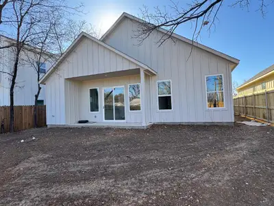 New construction Single-Family house 1633 E Tucker St, Fort Worth, TX 76104 - image