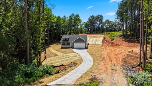 New construction Single-Family house 2197 Mclin Ct, Conover, NC 28613 - image