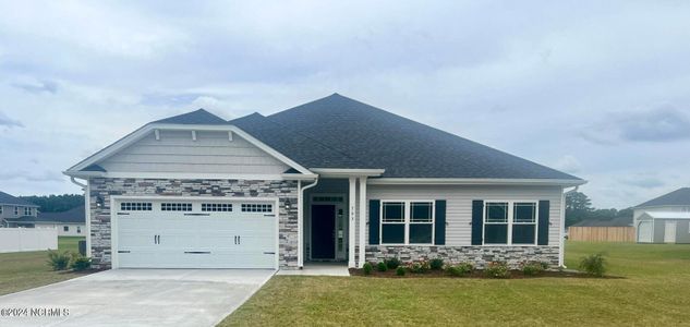 New construction Single-Family house 122 Firethorn Cir, Wallace, NC 28466 plan 2316 - image