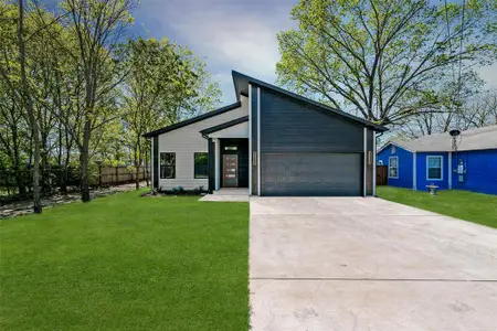 New construction Single-Family house 4515 Eutopia St, Greenville, TX 75401 - image