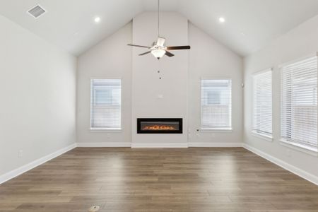 New construction Single-Family house 1004 Sunflower St, Crowley, TX 76036 Andover- photo 17 17