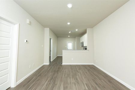 New construction Single-Family house 9274 Grace Ridge Dr, Willis, TX 77318 Queensland- photo 5 5