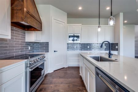 New construction Single-Family house 815 Evergreen Wy, Nevada, TX 75173 - image 11