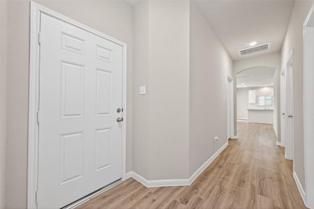 New construction Single-Family house 520 Emerald Thicket Ln, Houston, TX 77336 - image 16