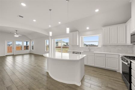 New construction Single-Family house 4536 Brentfield Dr, Crowley, TX 76036 Concept 2065- photo 7 7