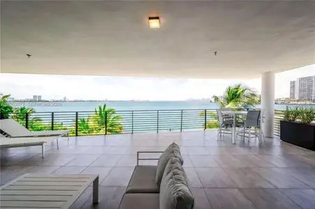 New construction Condo house 1930 Bay Dr, Unit PH 2, Miami Beach, FL 33141 - image