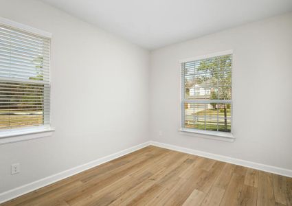 A spacious dining room