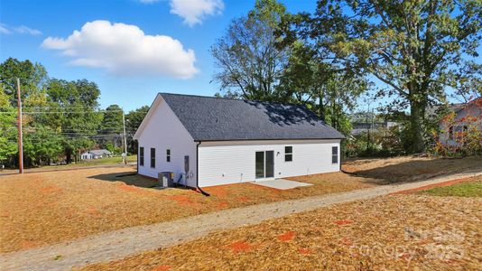 New construction Single-Family house 126 N Main St, Granite Falls, NC 28630 - image