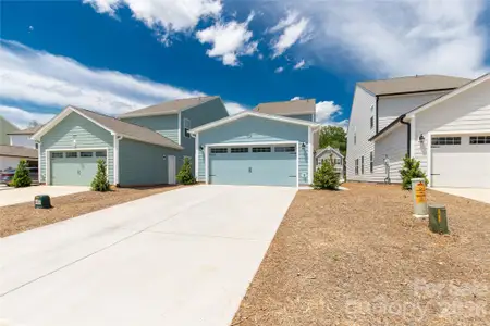 New construction Single-Family house 713 Candela Ct, York, SC 29745 - image