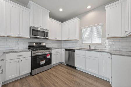 New construction Single-Family house 24718 Windward Birch Way Ct, Houston, TX 77336 - image 7