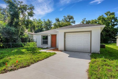 New construction Single-Family house 726 Tennessee Road, Lakeland, FL 33815 - photo 0