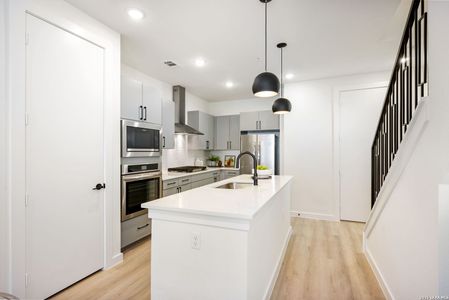 New construction Condo house 719 E Locust, Unit 3110, San Antonio, TX 78212 - image 4