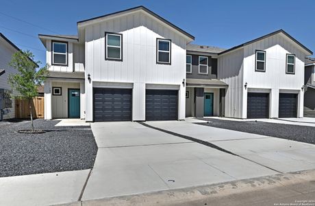 New construction Multi-Family house 11323 Clearmine, San Antonio, TX 78224 null- photo 0