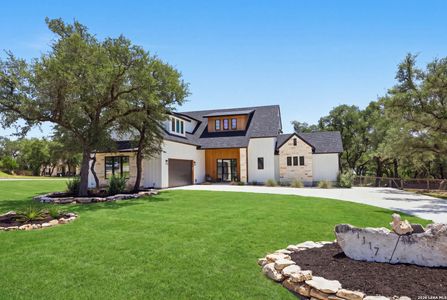 New construction Single-Family house 1117 Hidden Frst, Canyon Lake, TX 78133 - image