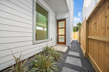 New construction Single-Family house 1214 Nadine St, Unit B, Houston, TX 77009 Briggs- photo 2 2