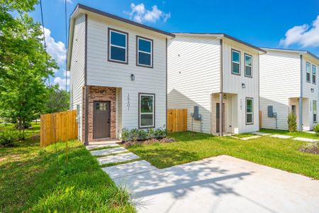 New construction Single-Family house 15301 Coaltown Rd, Willis, TX 77378 - image