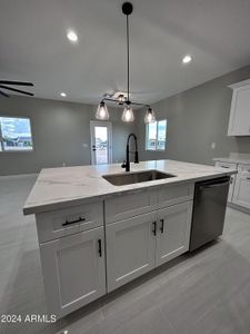 New construction Single-Family house 15226 S Patagonia Rd, Arizona City, AZ 85123 null- photo 6 6