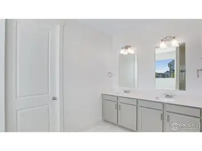 New construction Single-Family house 1820 Chaffee Crest Dr, Berthoud, CO 80513 plan HASWELL - image 6