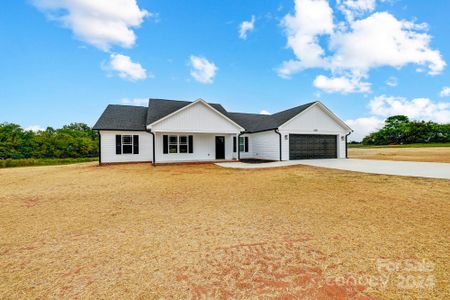 New construction Single-Family house 1532 Tiffan Lane, Lincolnton, NC 28092 - photo 0