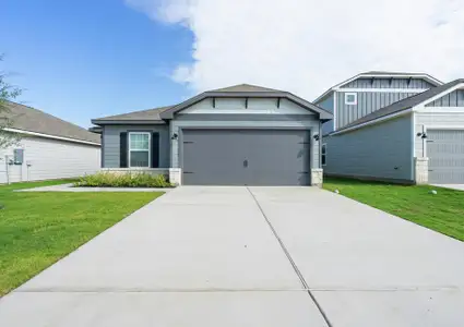 New construction Single-Family house 105 Mclintock Rd, Jarrell, TX 76537 plan Chestnut - image