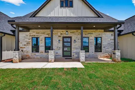 New construction Single-Family house 484 Angus Trl, Angleton, TX 77515 - image