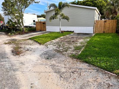 New construction Mobile Home house 2848 Banyan Ln, West Palm Beach, FL 33403 null- photo 0