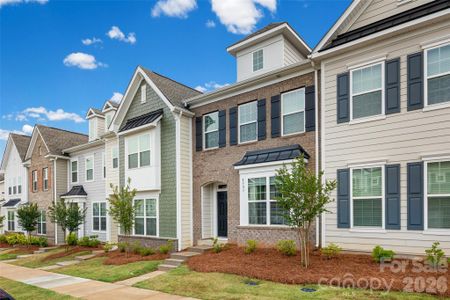 New construction Townhouse house 4503 Potters Wheel Dr, Fort Mill, SC 29715 - image