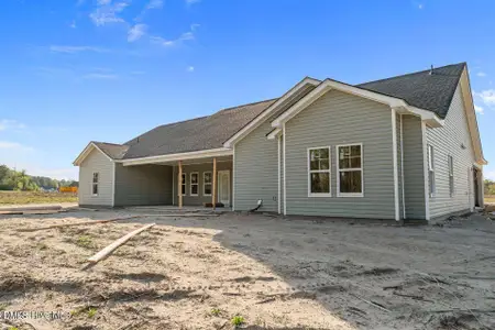 New construction Single-Family house 171 Jim South Rd, Cameron, NC 28326 - image