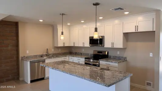New construction Townhouse house 523 S Pasadena 113, Unit 113, Mesa, AZ 85210 - image