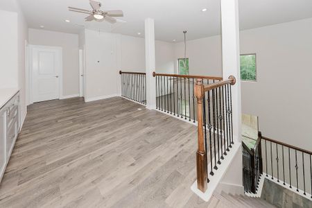 New construction Single-Family house 122 W Kikipua Ln, Bastrop, TX 78602 null- photo 15 15