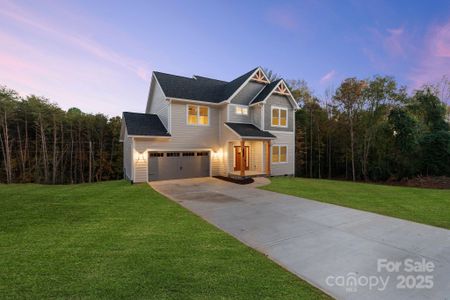 New construction Single-Family house 5729 Selkirk Pl, Hickory, NC 28601 - image