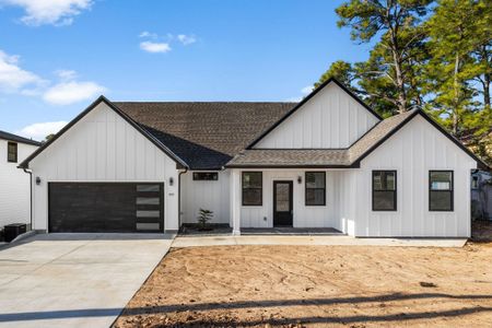 New construction Single-Family house 308 Makaha Dr, Bastrop, TX 78602 null- photo 0