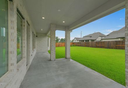 New construction Single-Family house 12831 Forest Garden Ct, Conroe, TX 77302 Plan 5042 Exterior E- photo 21 21