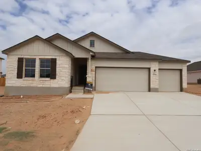 New construction Single-Family house 17510 Buffalo Grass Ln, Elmendorf, TX 78112 plan Kingsley - image