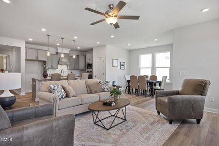 New construction Single-Family house 32 Emeritus Wy, Lillington, NC 27546 plan The Daphne D - image 13