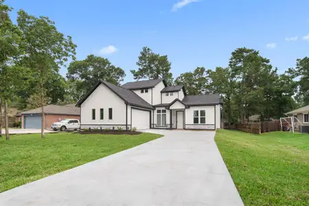 New construction Single-Family house 6922 Woodland Oaks, Magnolia, TX 77354 - photo 0