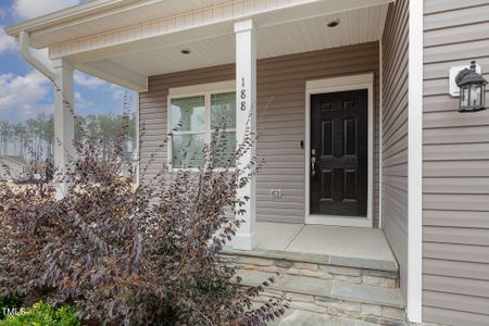 New construction Single-Family house 188 Avery Meadows Dr, Smithfield, NC 27577 null- photo 2 2